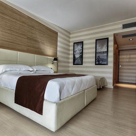 Hotel Pineta Wellness & Spa روفو دي بوليا المظهر الخارجي الصورة
