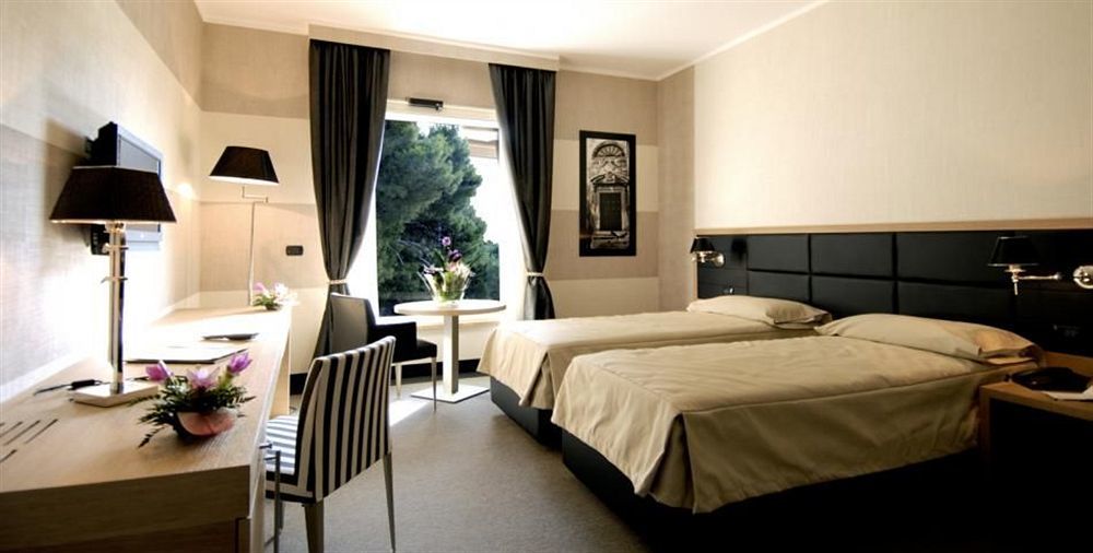 Hotel Pineta Wellness & Spa روفو دي بوليا المظهر الخارجي الصورة